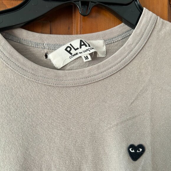 Comme des Garçons PLAY T-Shirt - Picture 2 of 2